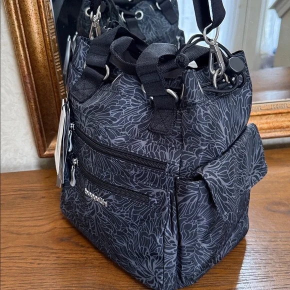 Baggallini Charcoal Floral Crossbody Bag. (Modern EWY Drawstring Bag) - Picture 6 of 16